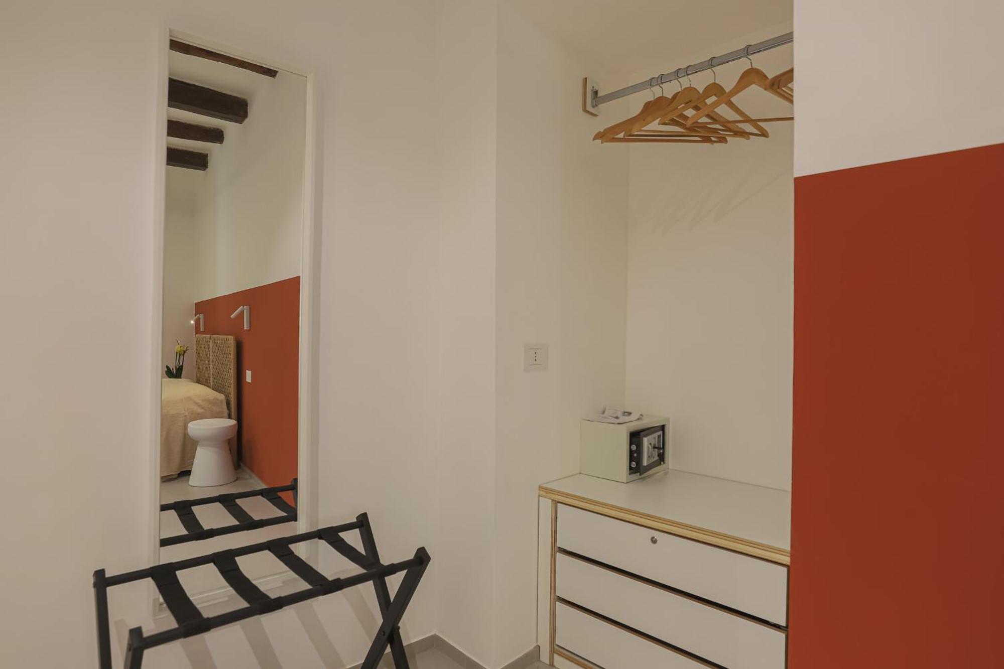 Desiderio Guest House Салерно Экстерьер фото